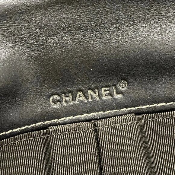 Auth CHANEL Chocolate Bar Navy Denim Leather Shoulder Bag - Picture 13 of 14